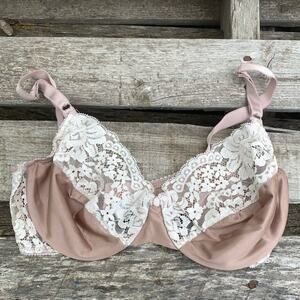 Vintage Oscar de la Renta 34D Union Made lace bra